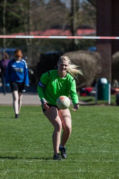 Bild 273 - Faustballturnier